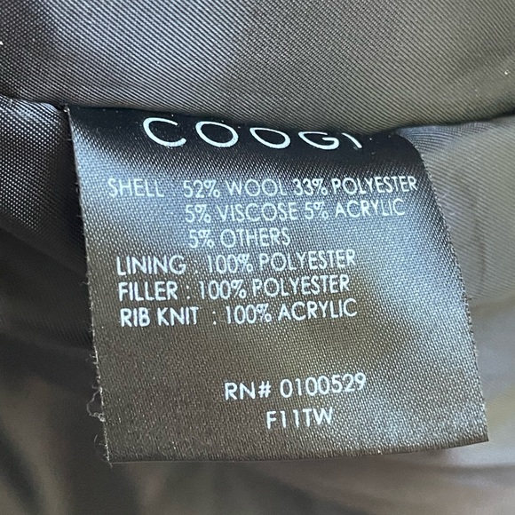 COOGI Heavy Wool Insulated Flight
Coat Jacket Size 2X
Black/Dk. Gray/ FLAW - Picture 10 of 12